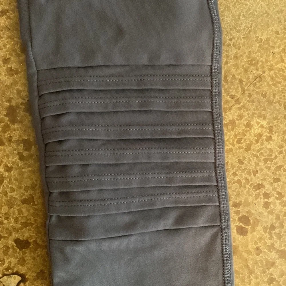 FREE People‎ Movement Gray City Slicker Moto Stretch High Waist Leggings